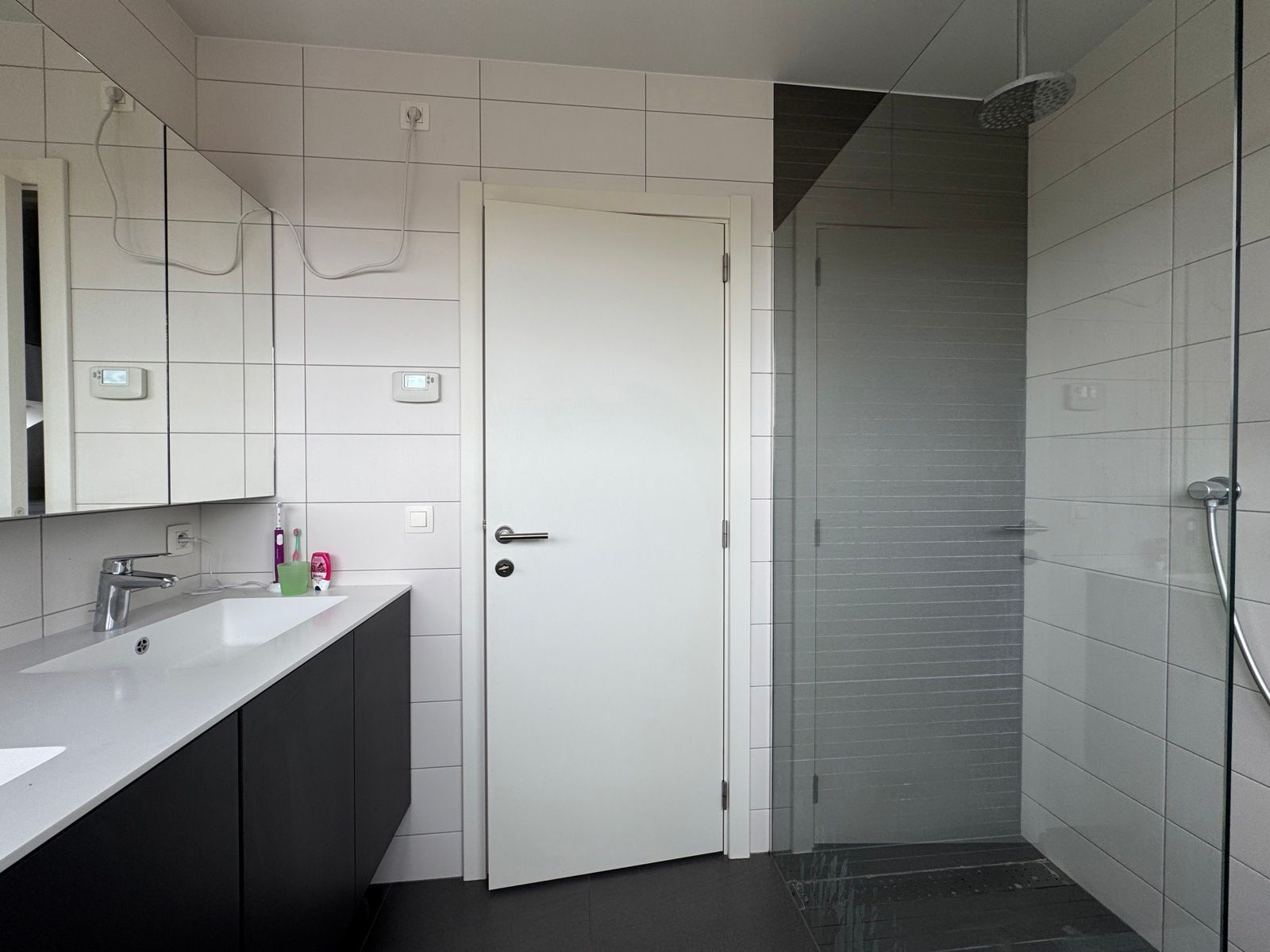 Recent duplex-appartement met 3 slaapkamers en garage foto 11
