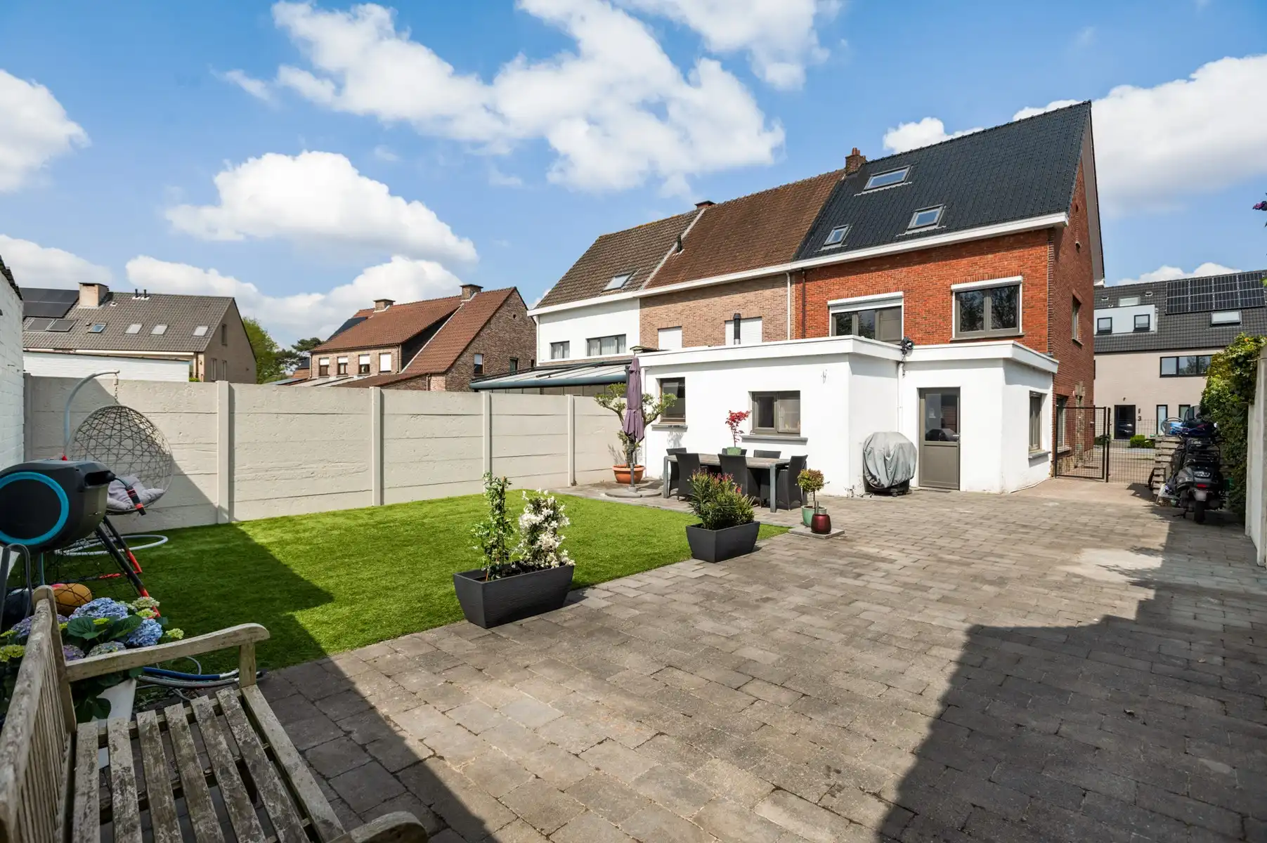 Ruime woning op toplocatie foto 19