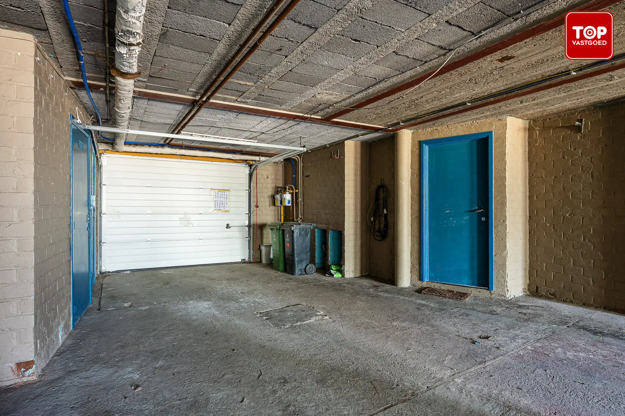 Ruim appartement met garage en zonnige tuin nabij Gent foto 20