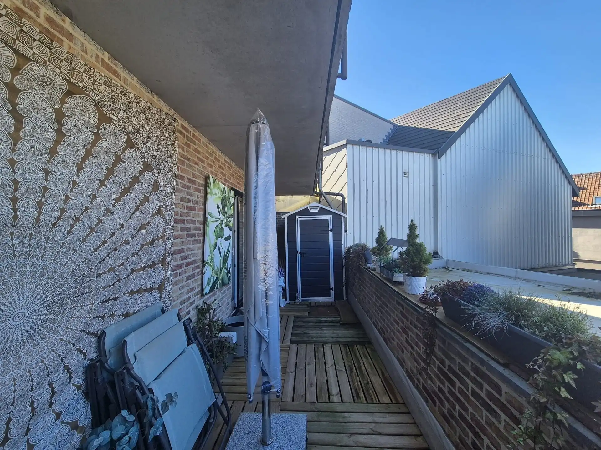 Zeer centraal gelegen appartement met terras. foto 11