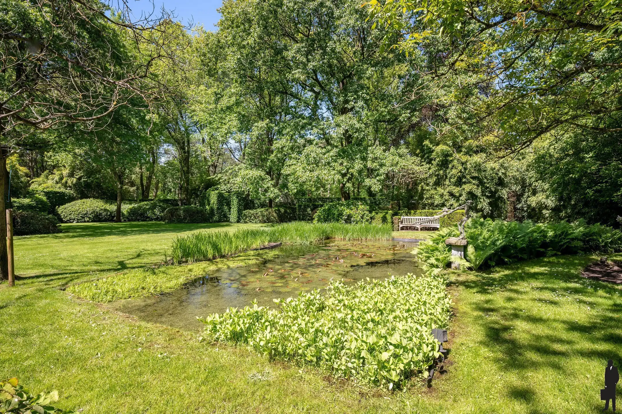 Op absolute toplocatie gelegen villa! foto 25