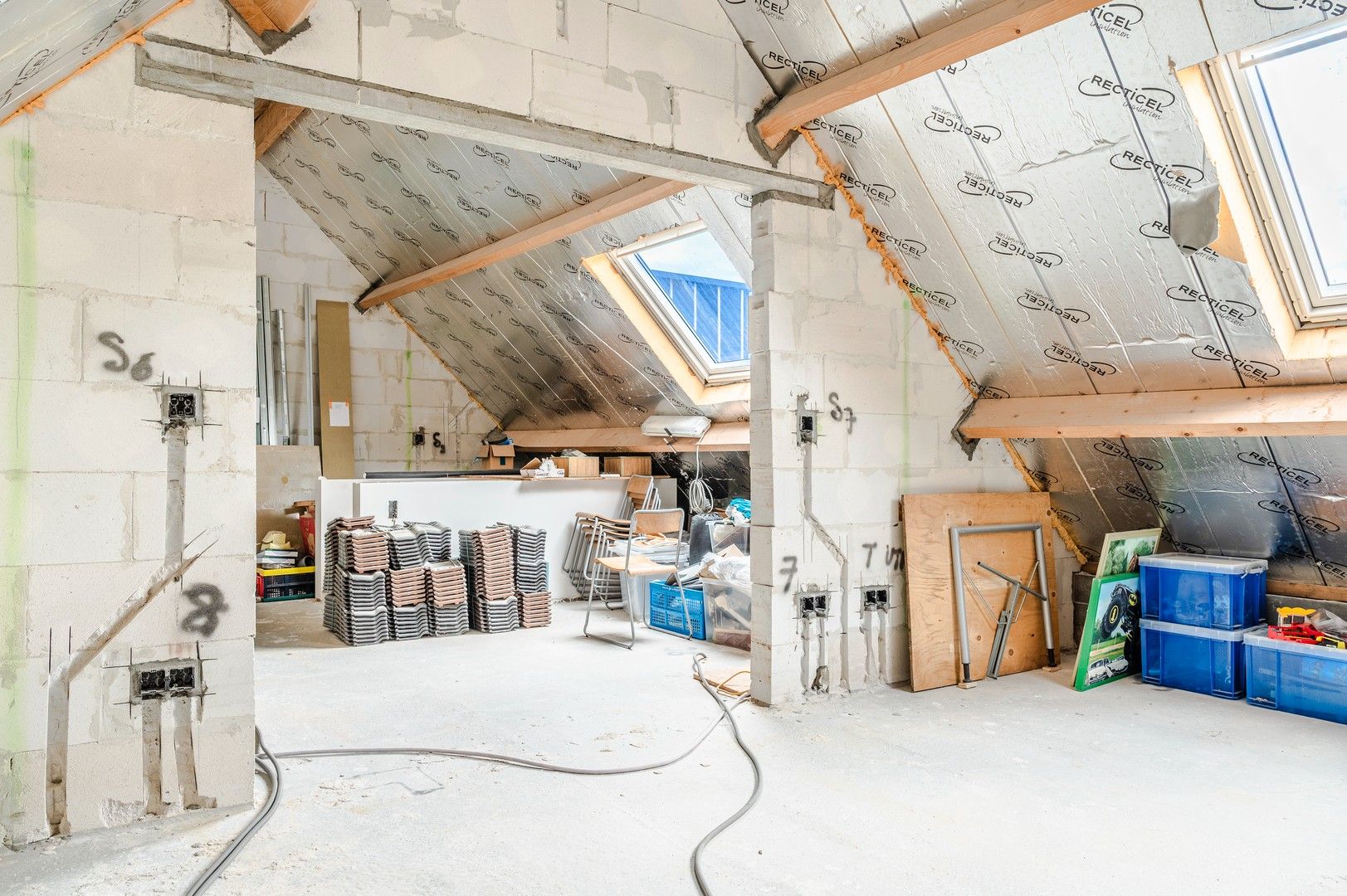 Prachtig gelegen half open woning foto 23