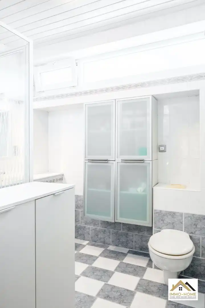 Instapklare woning op rustige topligging te Lokeren foto 15