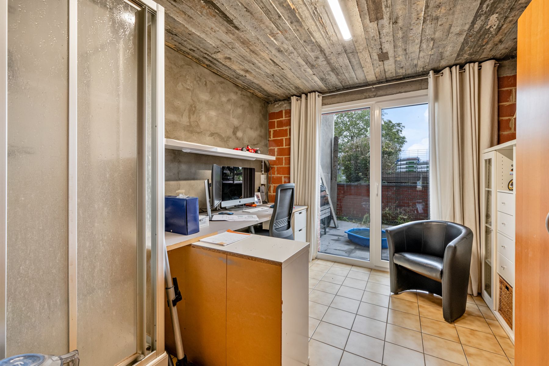Gerenoveerde Instapklare bel-etage woning met tuin foto 9