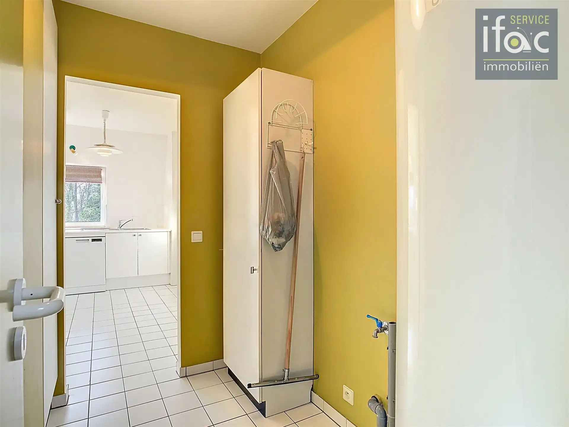 Penthouse met 2 slpk, kelder, parkeerplaats, garagebox! foto 12