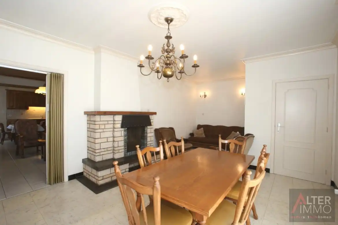 VERKOCHT! Eengezinswoning met 3 (slaap)kamers op een goed gelegen perceel van 9a 76ca vlakbij Zolder centrum. foto 5