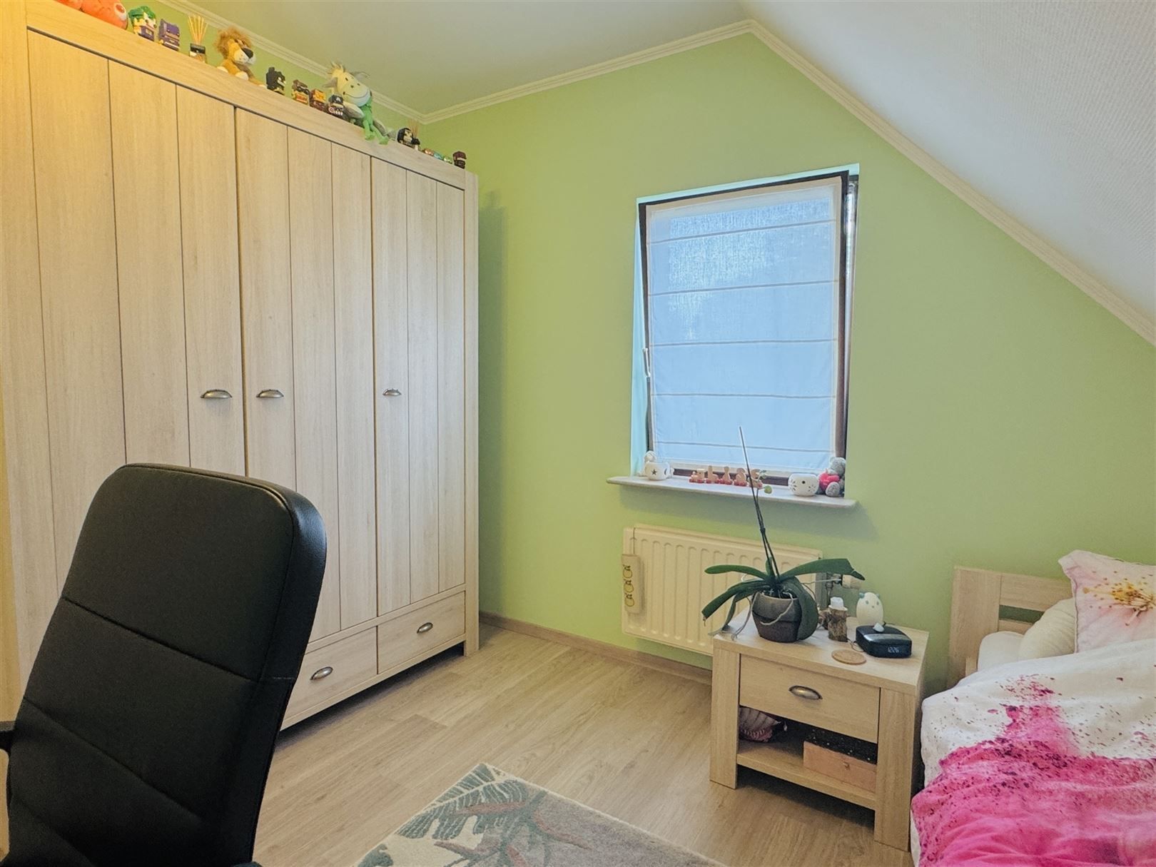 Ruime open bebouwing met grote tuin & bijgebouwen in Stekene foto 17