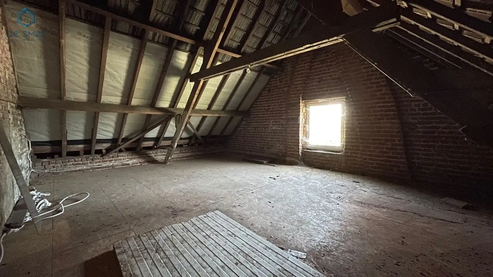 Instapklare gezinswoning met 3 slaapkamers, garage, atelier en prachtige tuin in het hart van de Vlaamse Ardennen foto 24