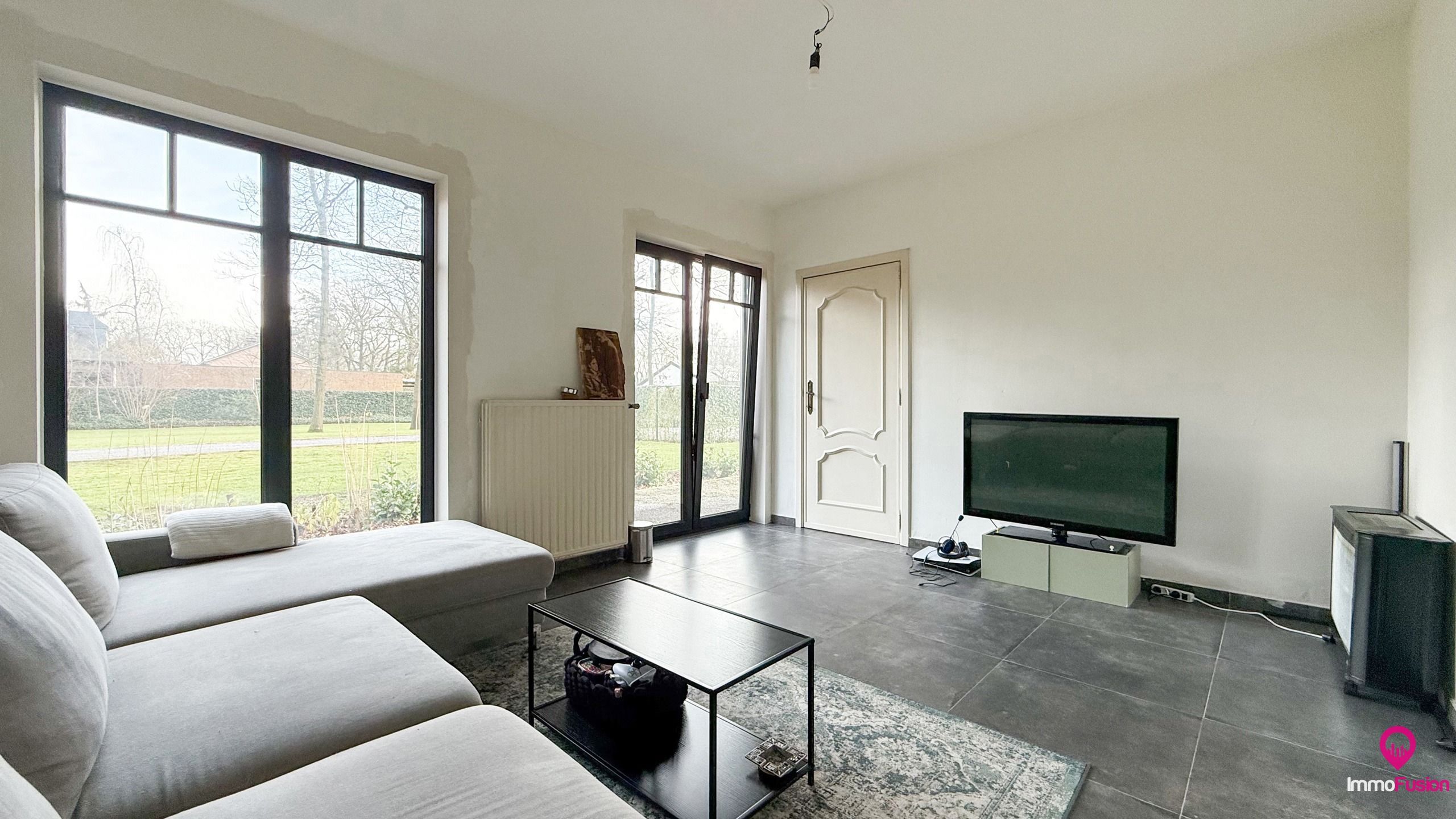 Goed gelegen landelijke villa met 12are grond op toplocatie! foto 34