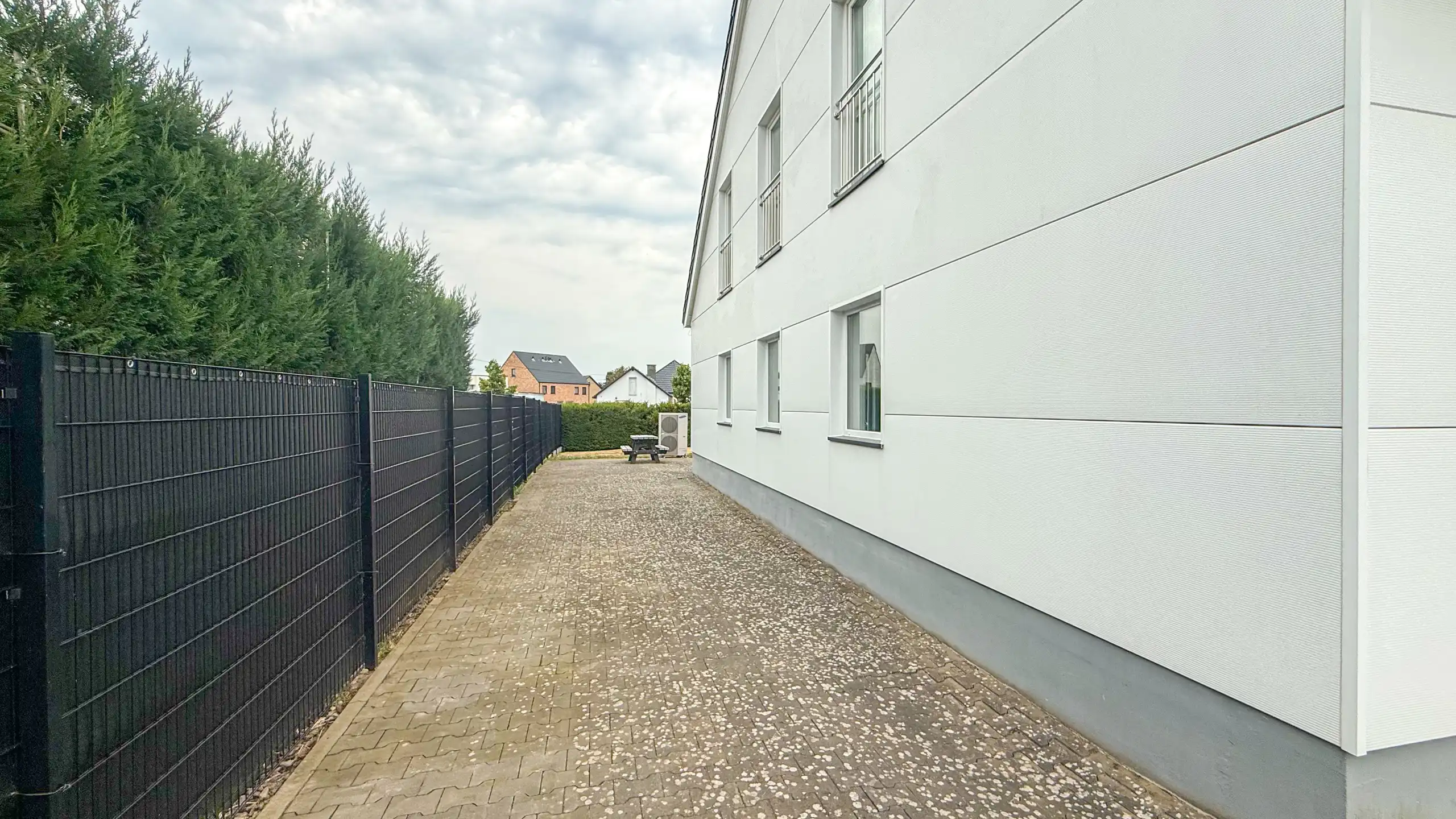Multifunctionele woning met unieke benedenverdieping!  foto 59