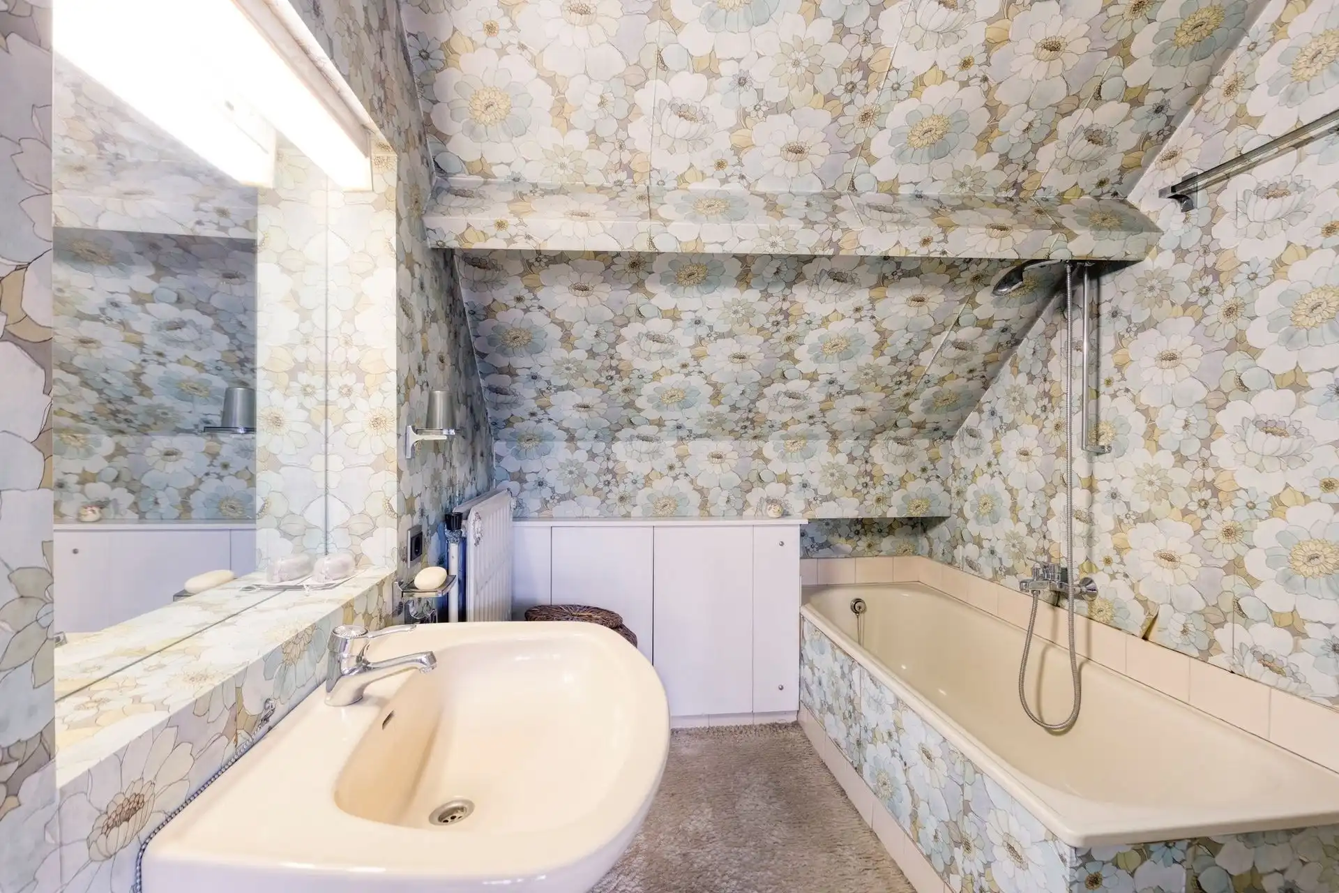 Te renoveren villa-fermette in de Marnix wijk foto 22