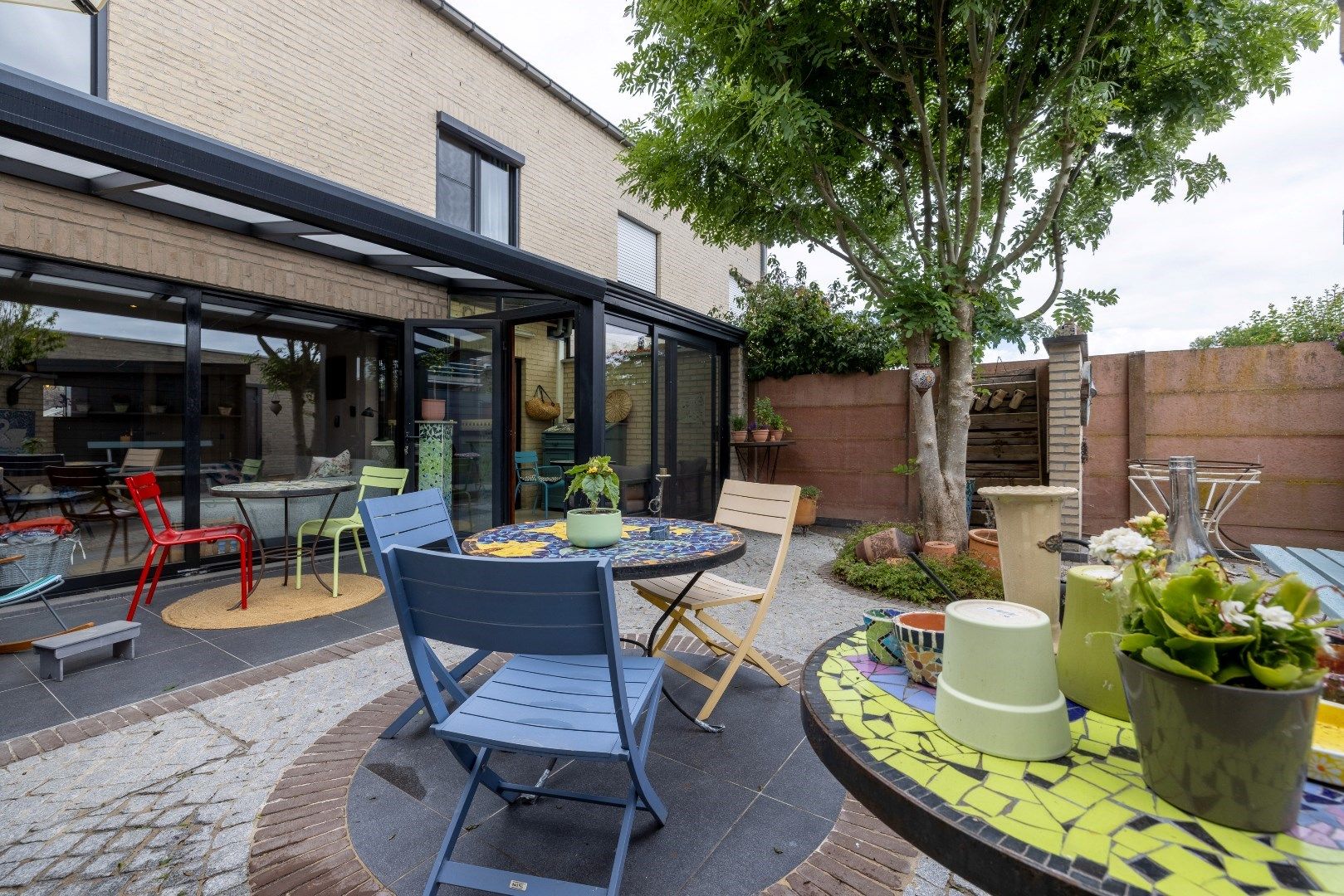 Leuke, ruime woning met 3 slk, garage en tuintje foto 12