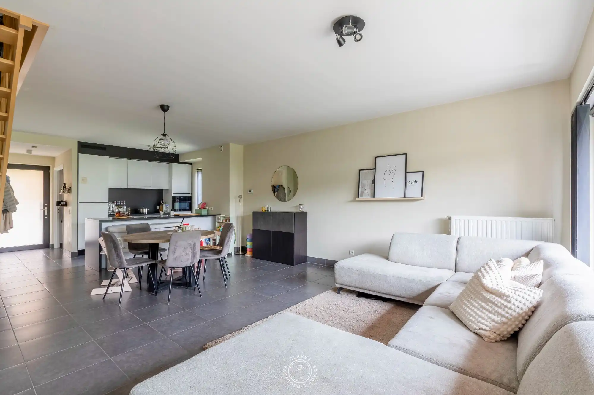 Energiezuinige halfopen woning met tuin en 3 slaapkamers in het centrum foto 4