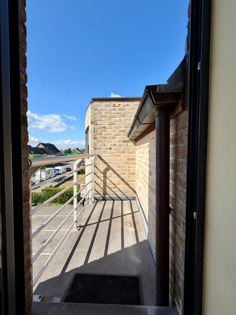 Energiezuinig instapklaar duplex-appartement met privatieve autostaanplaats foto 6