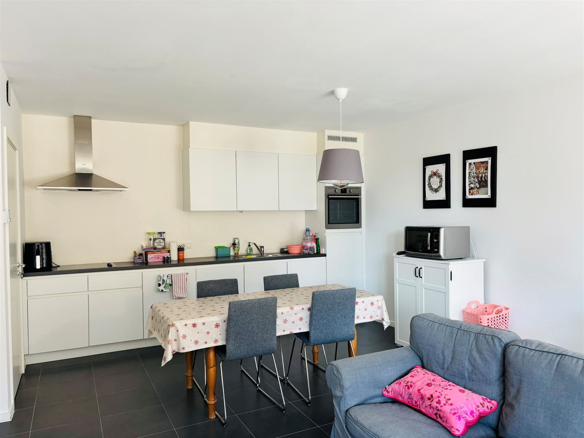 Modern tweeslaapkamerappartement op het bruisende Eilandje foto 5