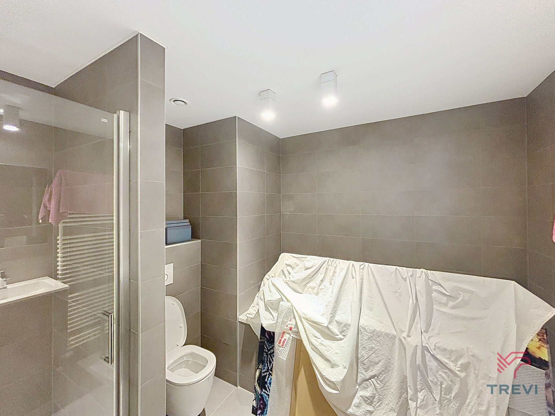 UP-SITE 27E VERDIEPING, 3 SLAAPKAMER FLAT VAN ± 219M². foto 23