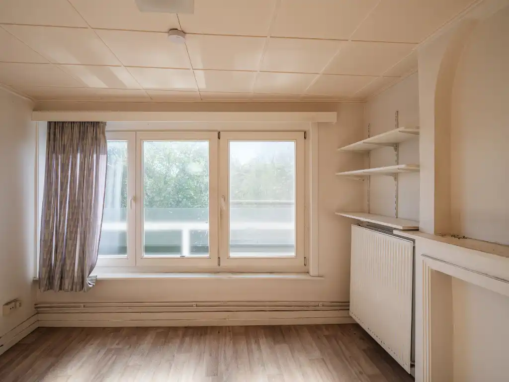 Te renoveren stadswoning op een absolute toplocatie aan het water foto 17