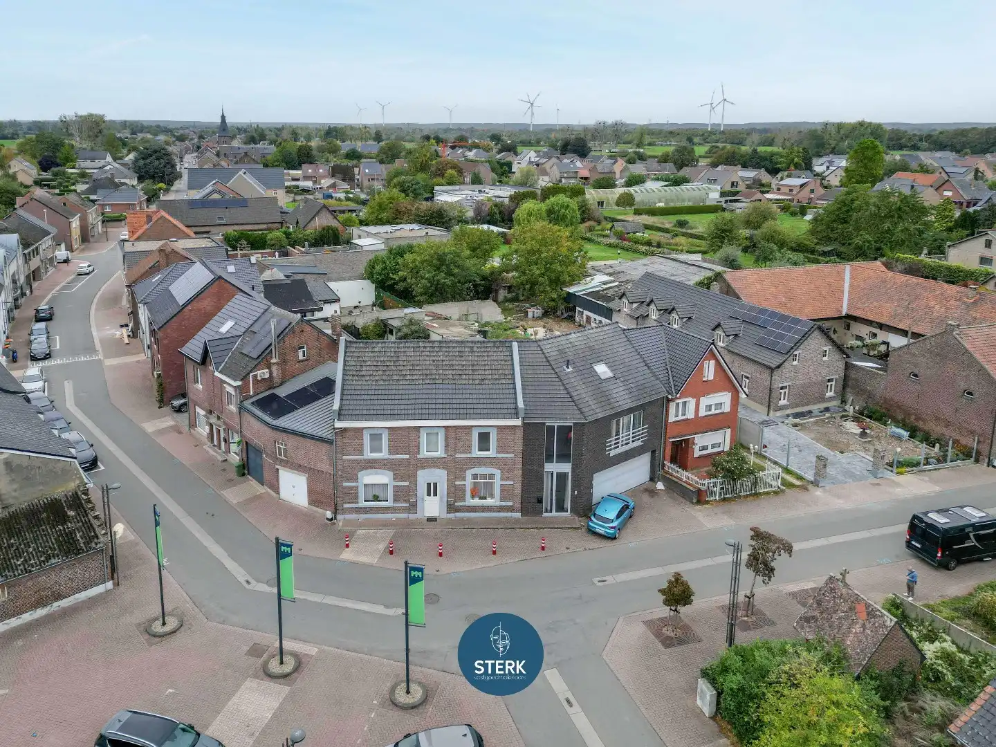 GEZINSWONING MET 2 RUIME SLPKS EN TUIN IN HARTJE KOTEM !  foto 4