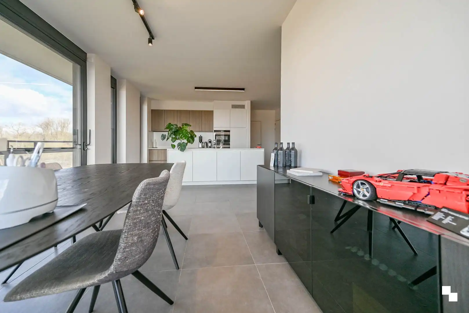 Uniek bijna energieneutraal hoekappartement met ruim terras foto 7