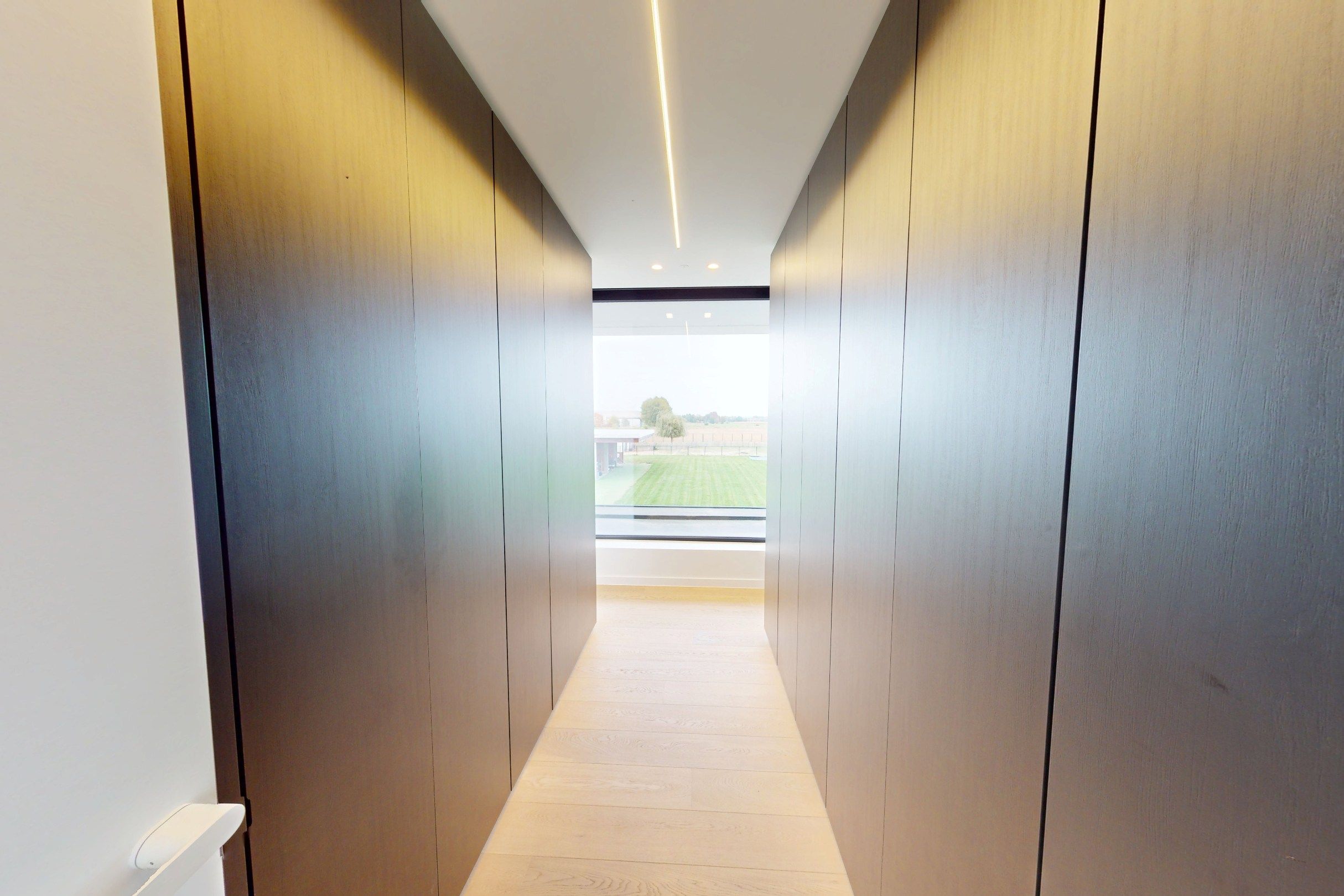 ARCHITECTURALE NIEUWBOUWVILLA OP RUIM LANDELIJK DOMEIN foto 22