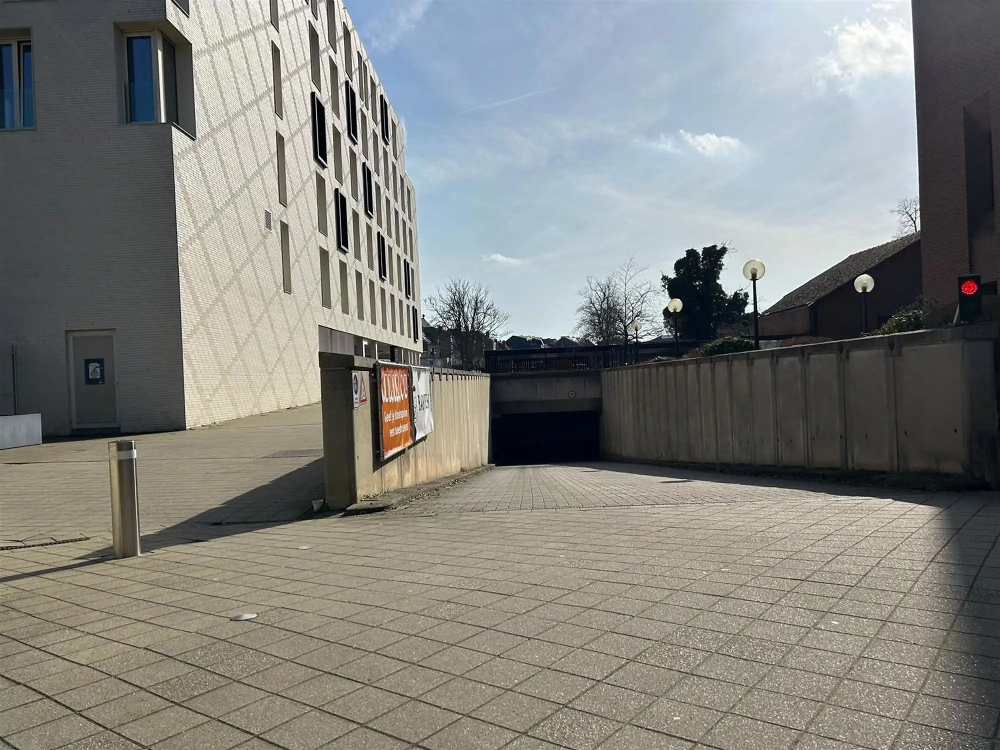 Ondergrondse autostaanplaats R De Flint foto 2