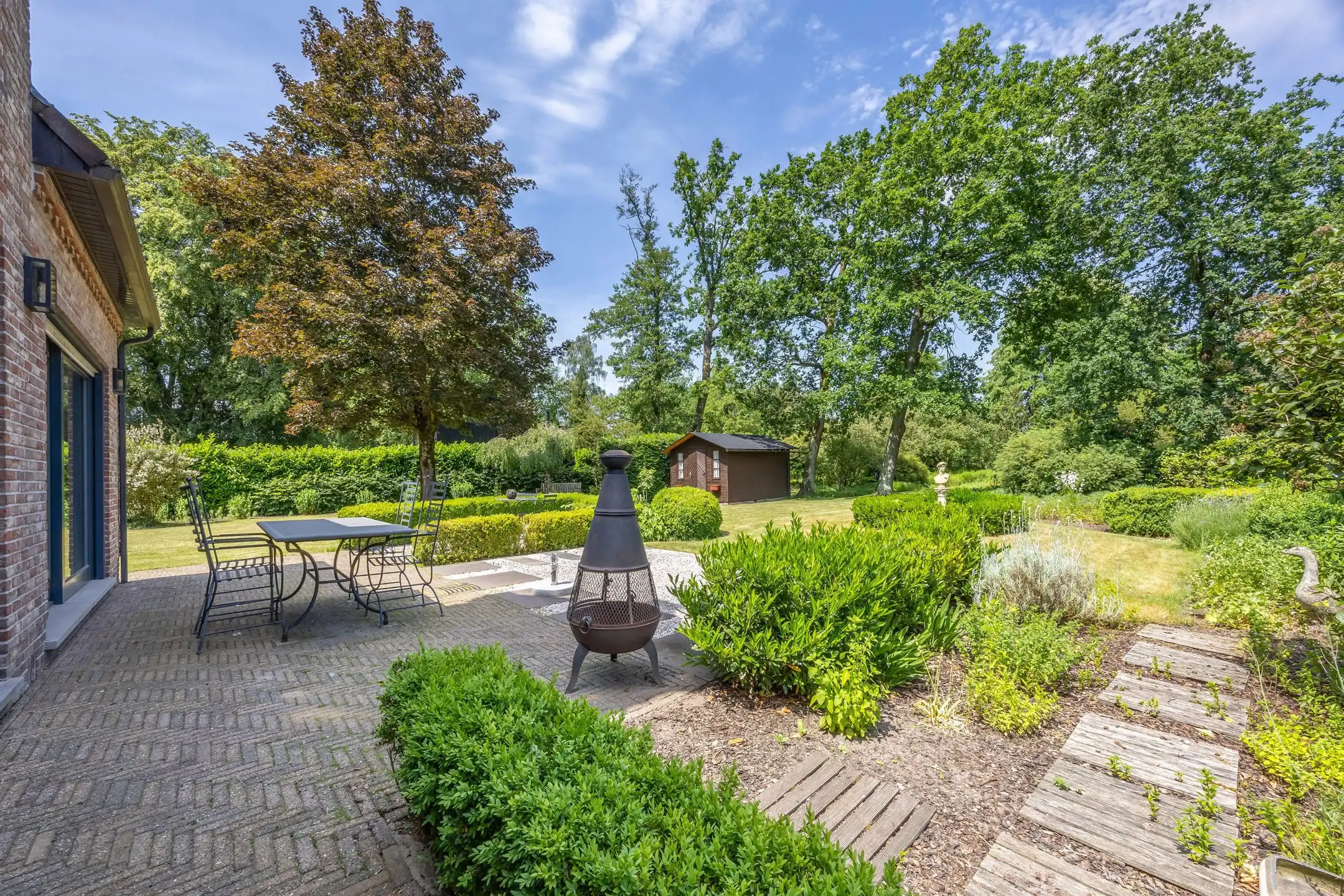 Charmante woning met uitzicht op blijvend groen foto 28