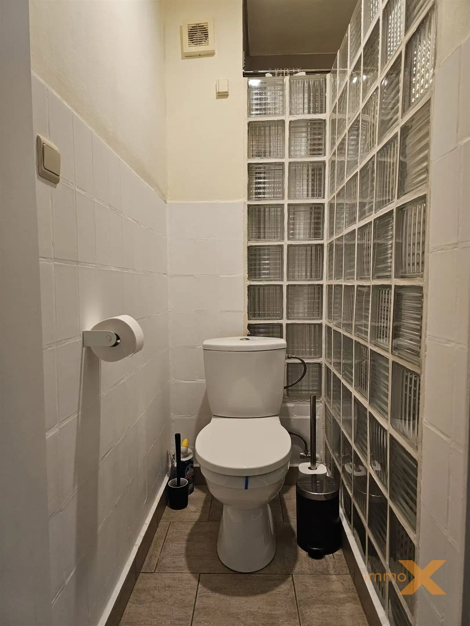 GELIJKVLOERS 1 SLPK APPARTEMENT MET GARAGE foto 13