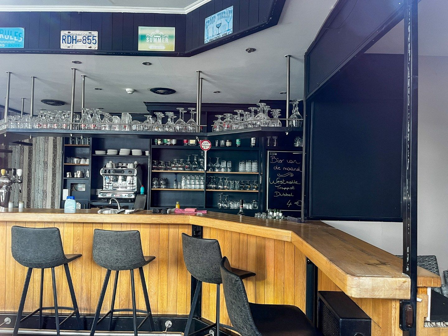 Hoekpand café Zeebrugge Vismijnstraat  foto 3