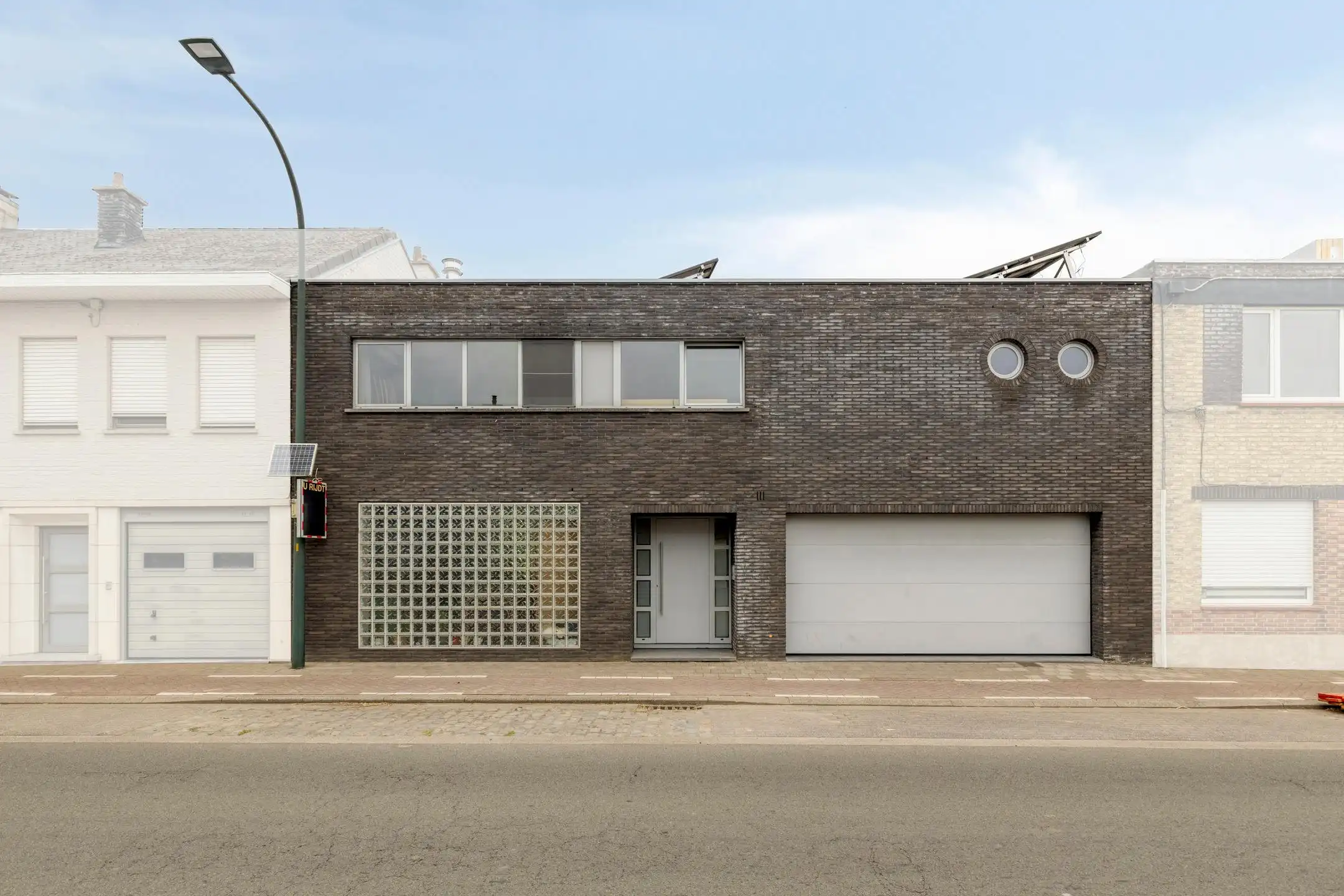 Huis met 3 slaapkamers en zwembad in Waarschoot foto 4