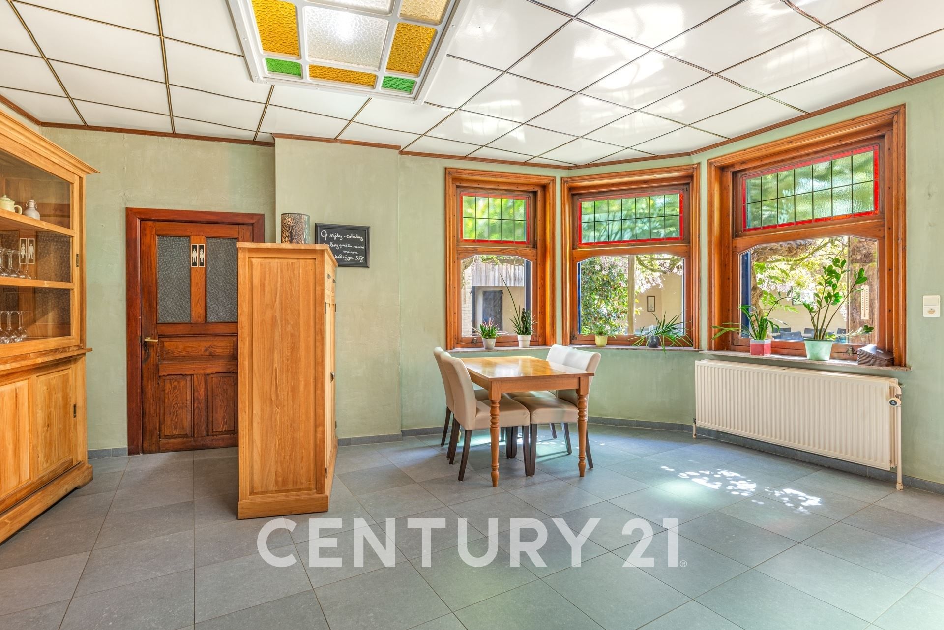 Handelspand met woonst foto 10