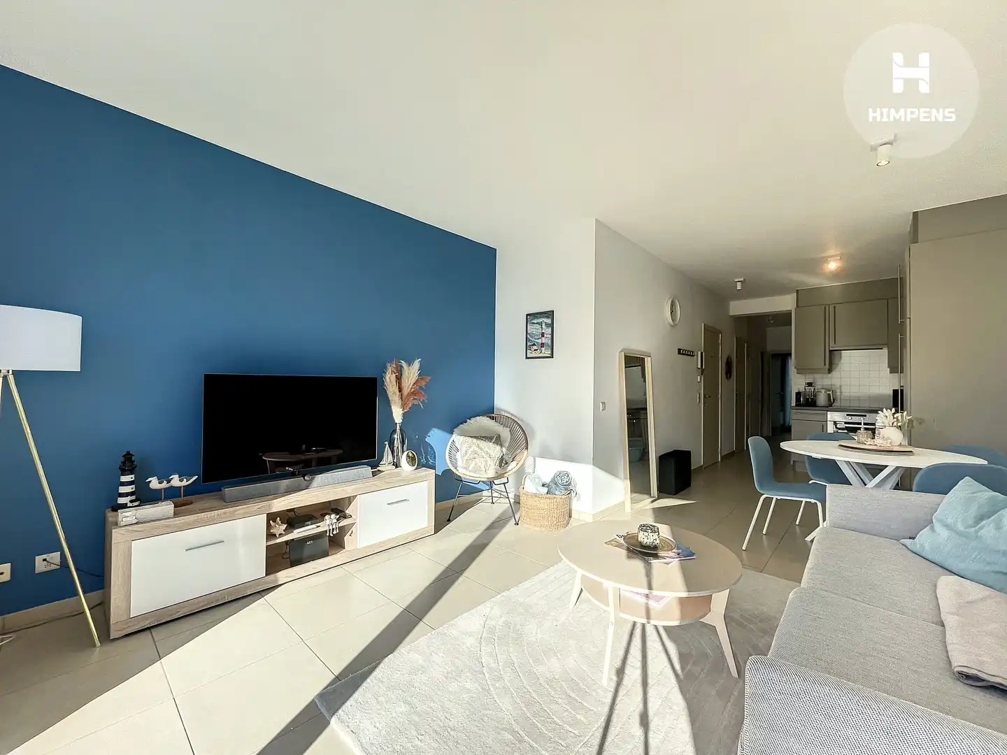Instapklaar appartement met terras in Koksijde foto 3