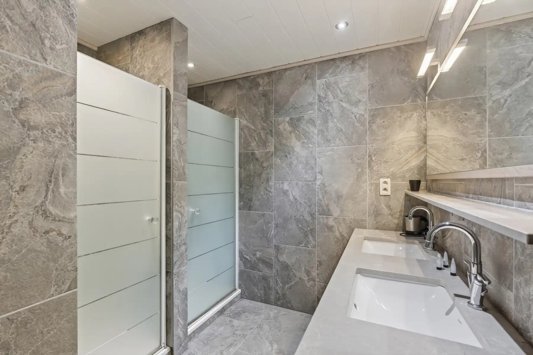 B&B met restaurant en private woonst in het groen foto 10