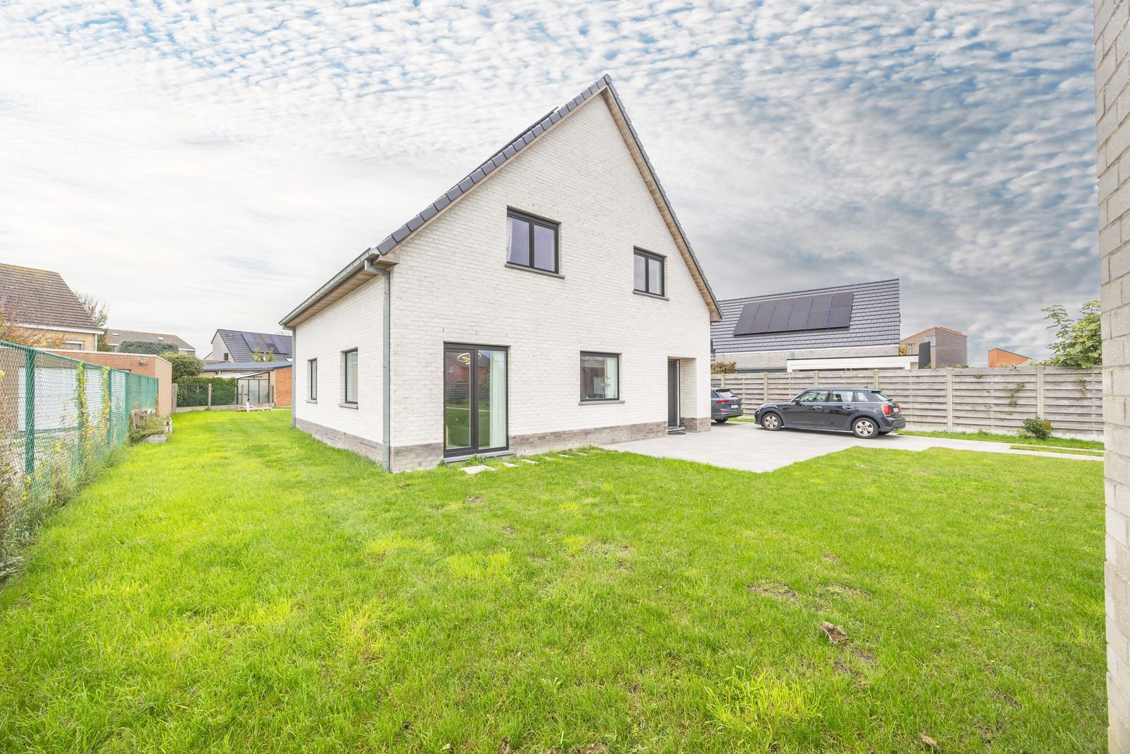 Recente vrijstaande villa op een royaal perceel (1044 m2) foto 24