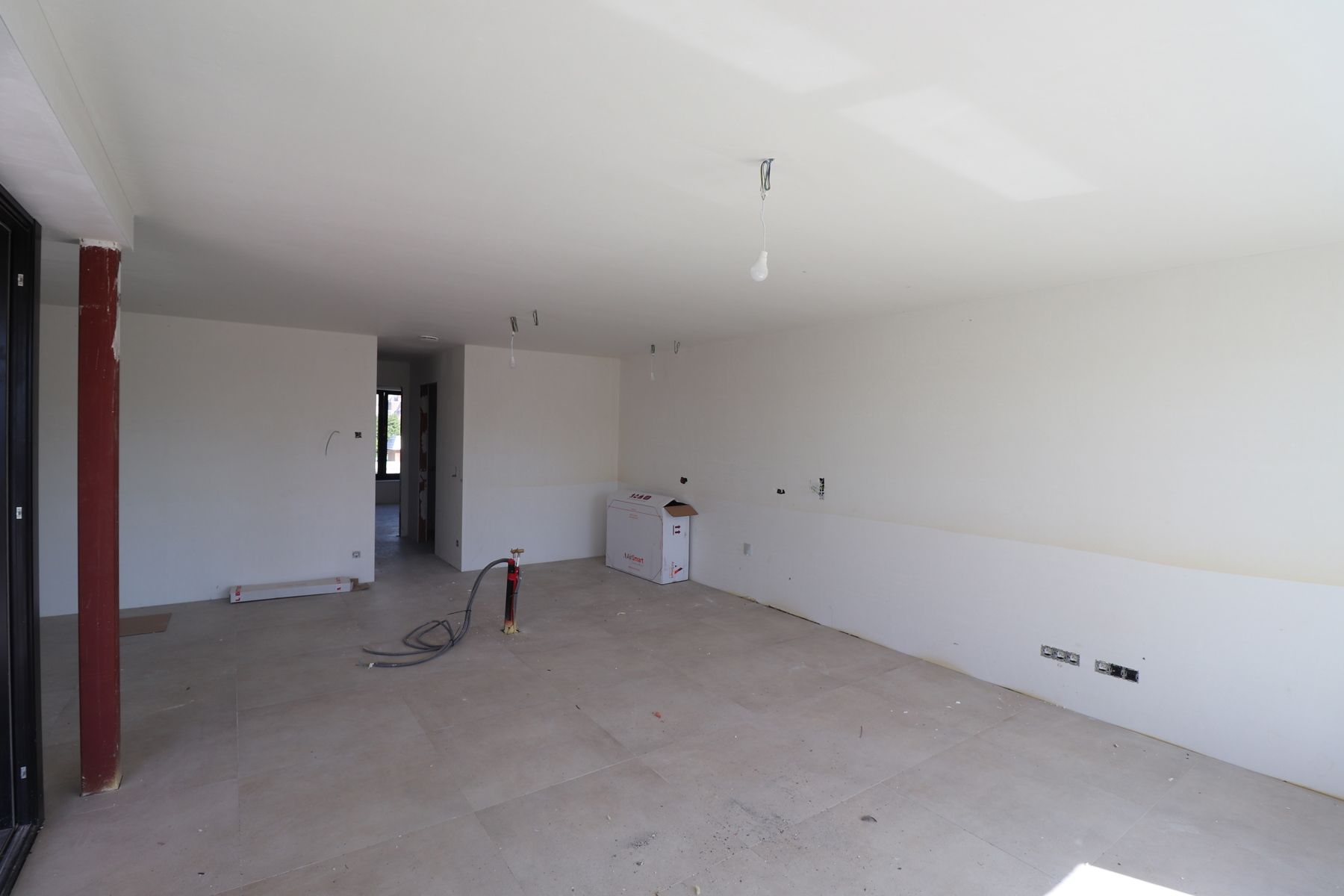 Nieuwbouw appartement op de 2de verdieping van 95,50m² met 2 slaapkamers en terras. foto 6