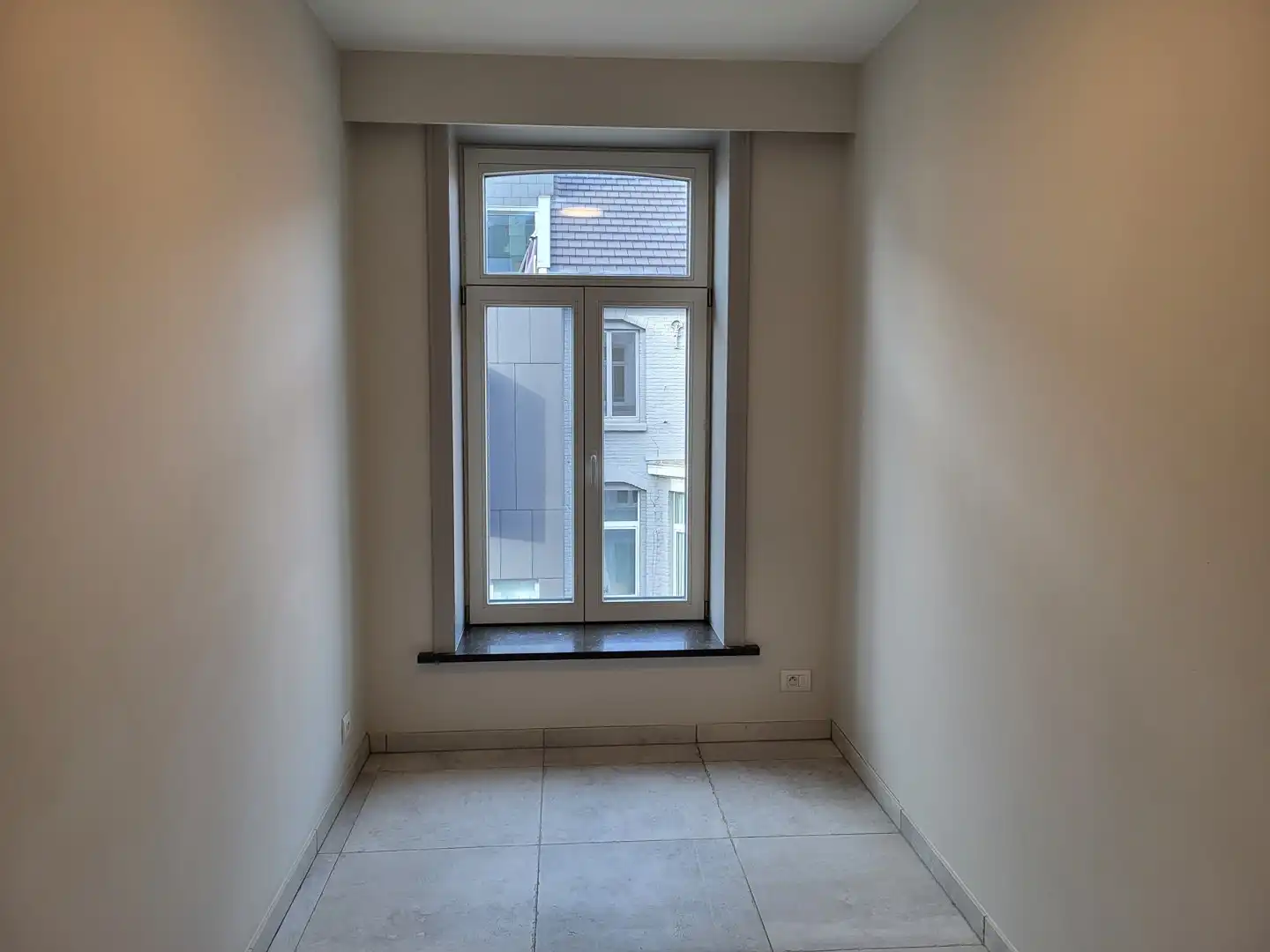 Luxueuze loft met 2 slaapkamers, terras nabij  het centrum. foto 4