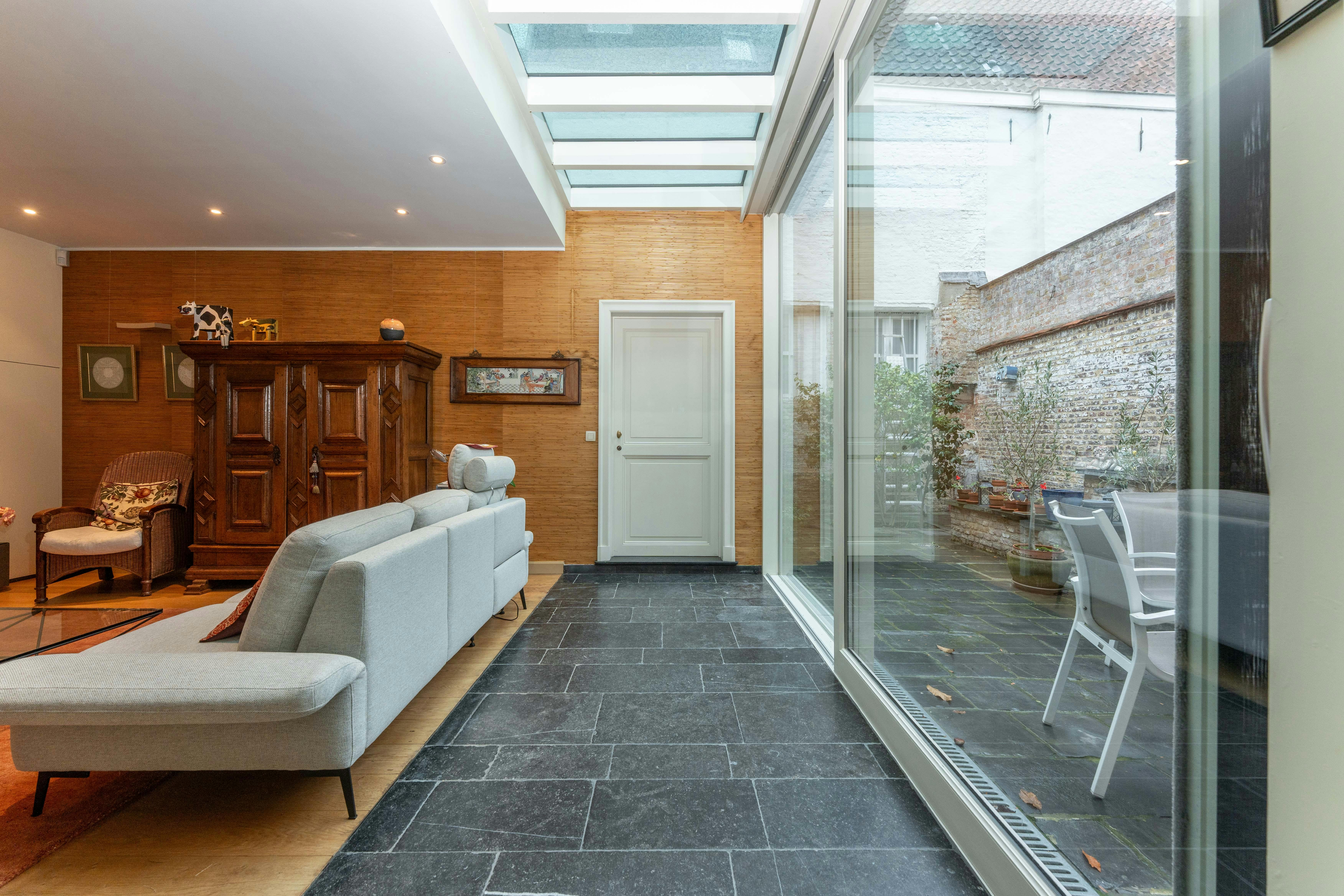 Charmant, instapklare herenhuis op toplocatie in Brugge foto 4