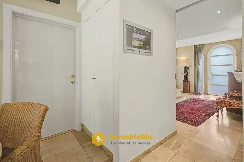 STIJLVOLLE VILLA OP 10.397m2 MET AANGELEGDE PARKTUIN - TE KOOP foto 13