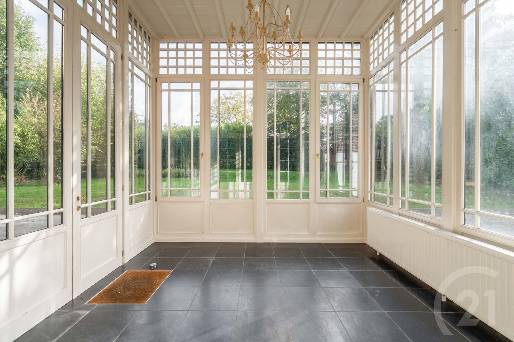 Elegante herenwoning met 6–7 slaapkamers foto 7