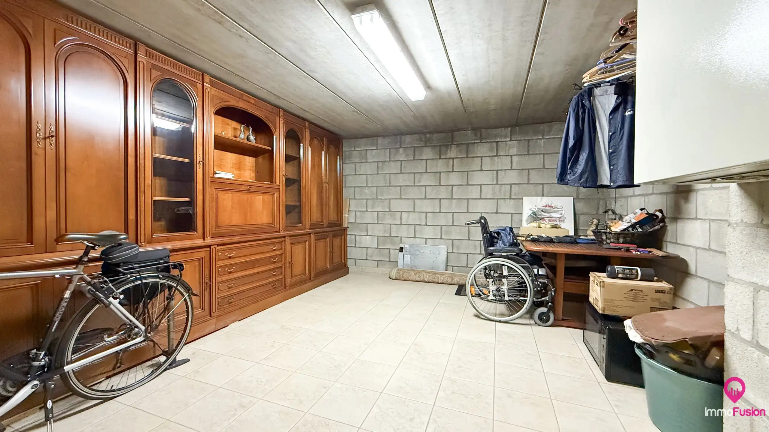 Hoog afgewerkte woning met 4 slpkms en kelder op 6are ! foto 31