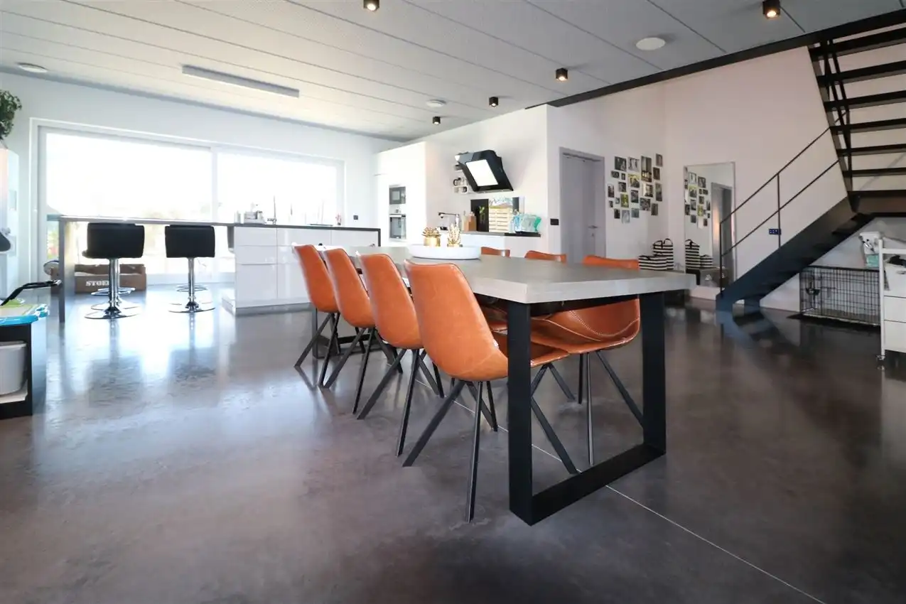 E28 | 2016/ Zonnepanelen | 3 slaapkamers | Grote tuin | Aparte garage | Nabij E314 en groen foto 65