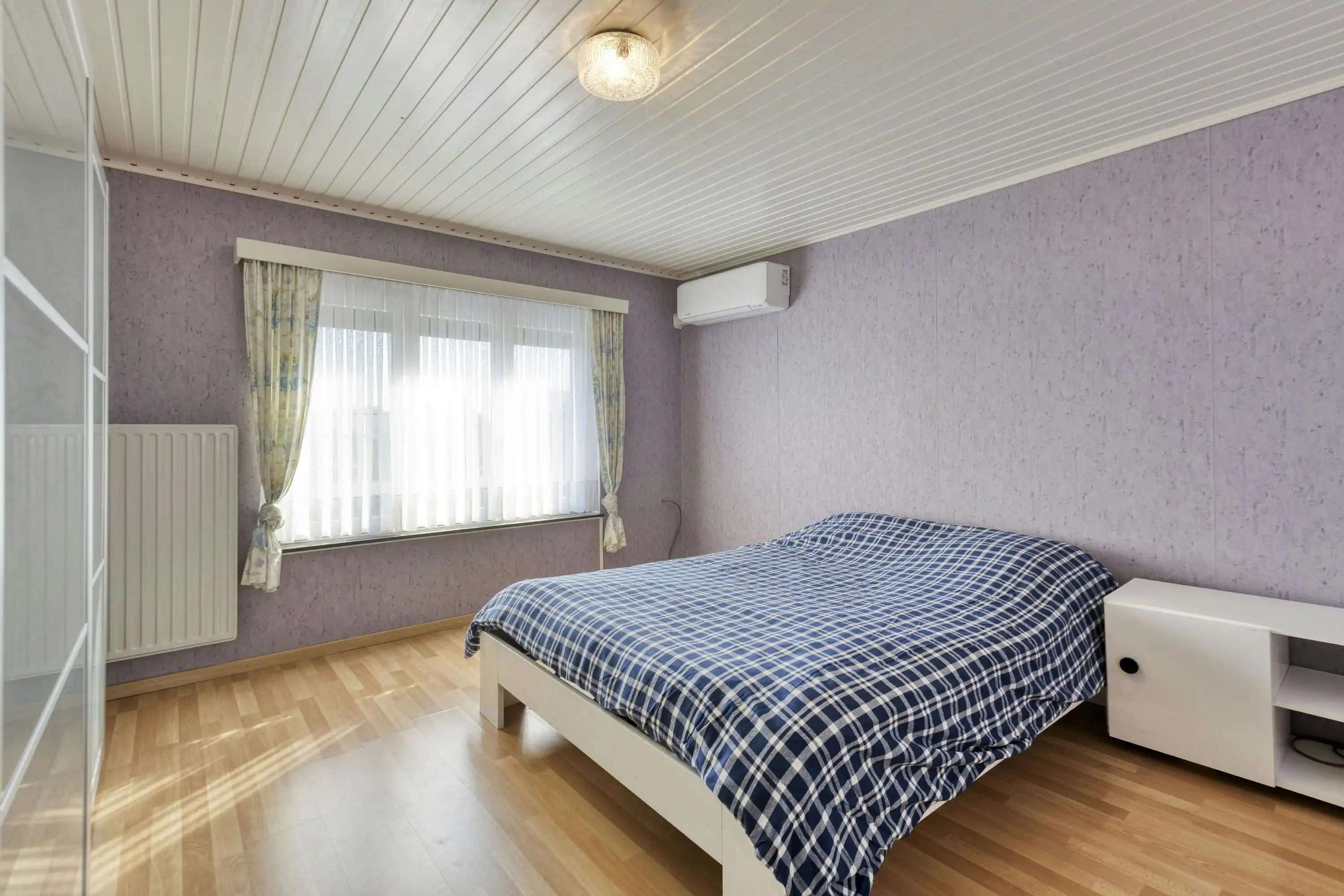 Instapklare gezinswoning met 5 slaapkamers en tuin te Diepenbeek foto 18