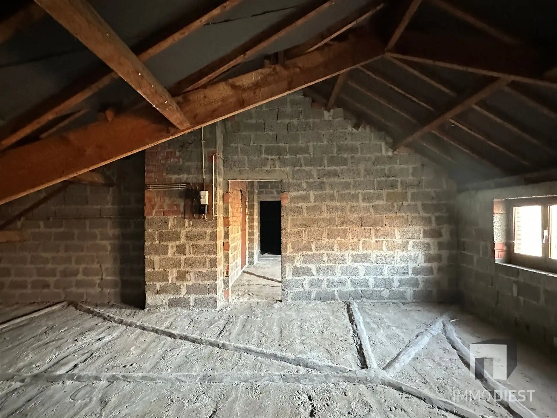 Landhuis met karakter en ruimte (min. 4 slpks) foto 24