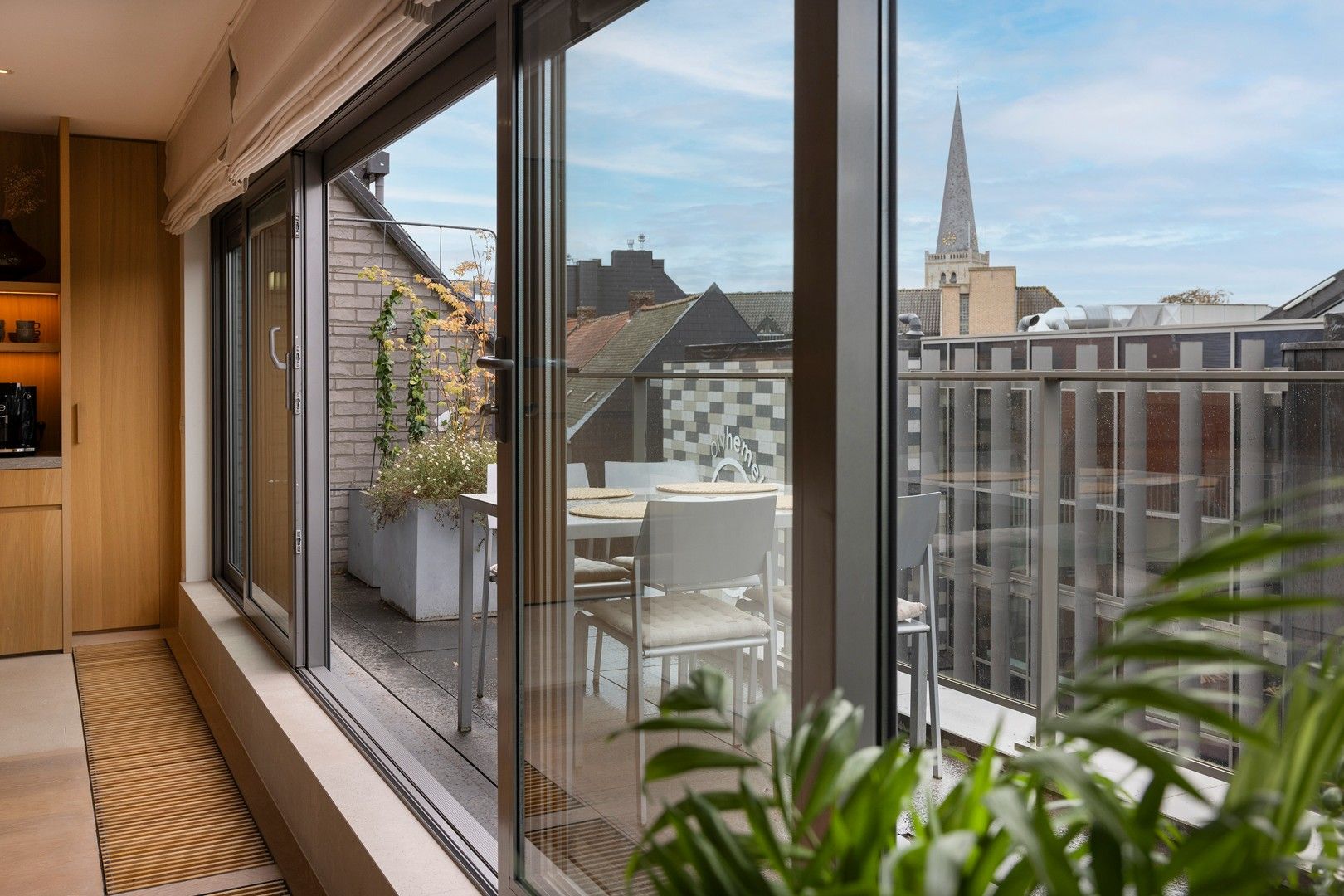 Klasse-appartement 3 kamers, 2 terrassen & dubbele garage. foto 5