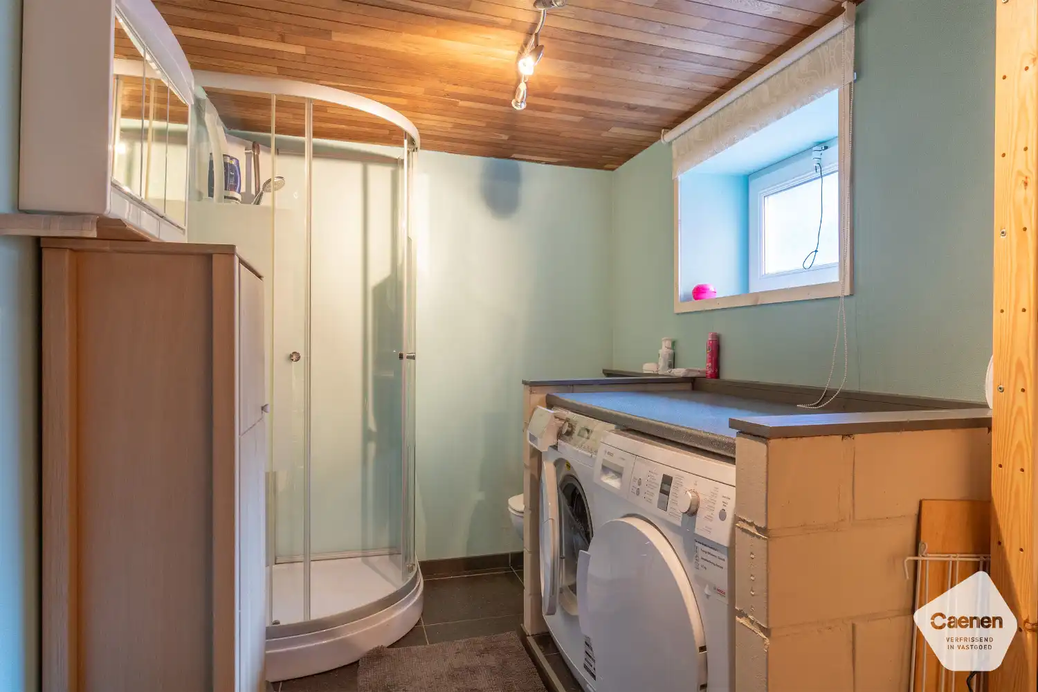 Ruime stadswoning met 3 slaapkamers en gezellige koer foto 12