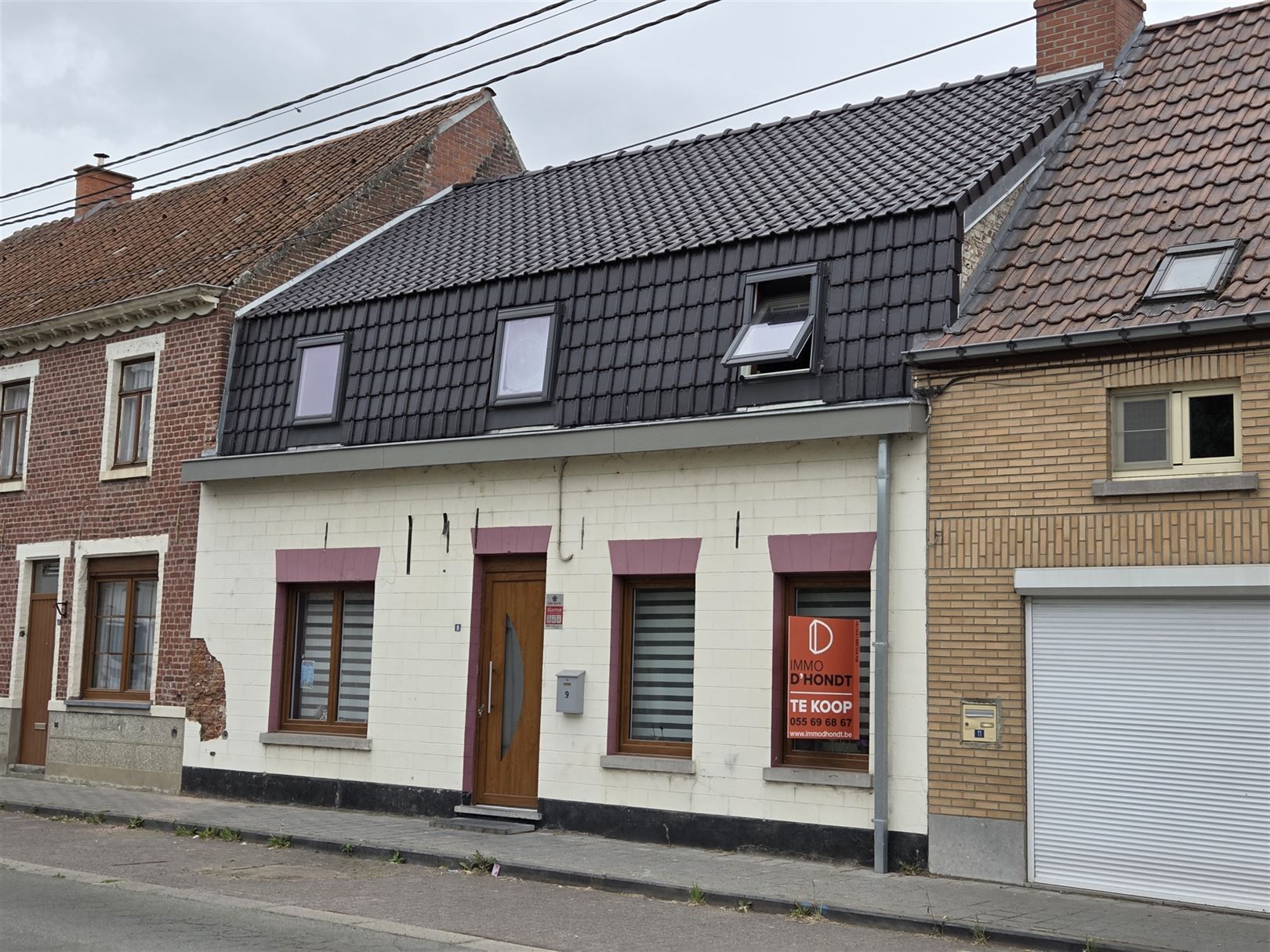 Woning met 5 slaapkamers in Frasnes-les-Anvaing foto {{pictureIndex}}