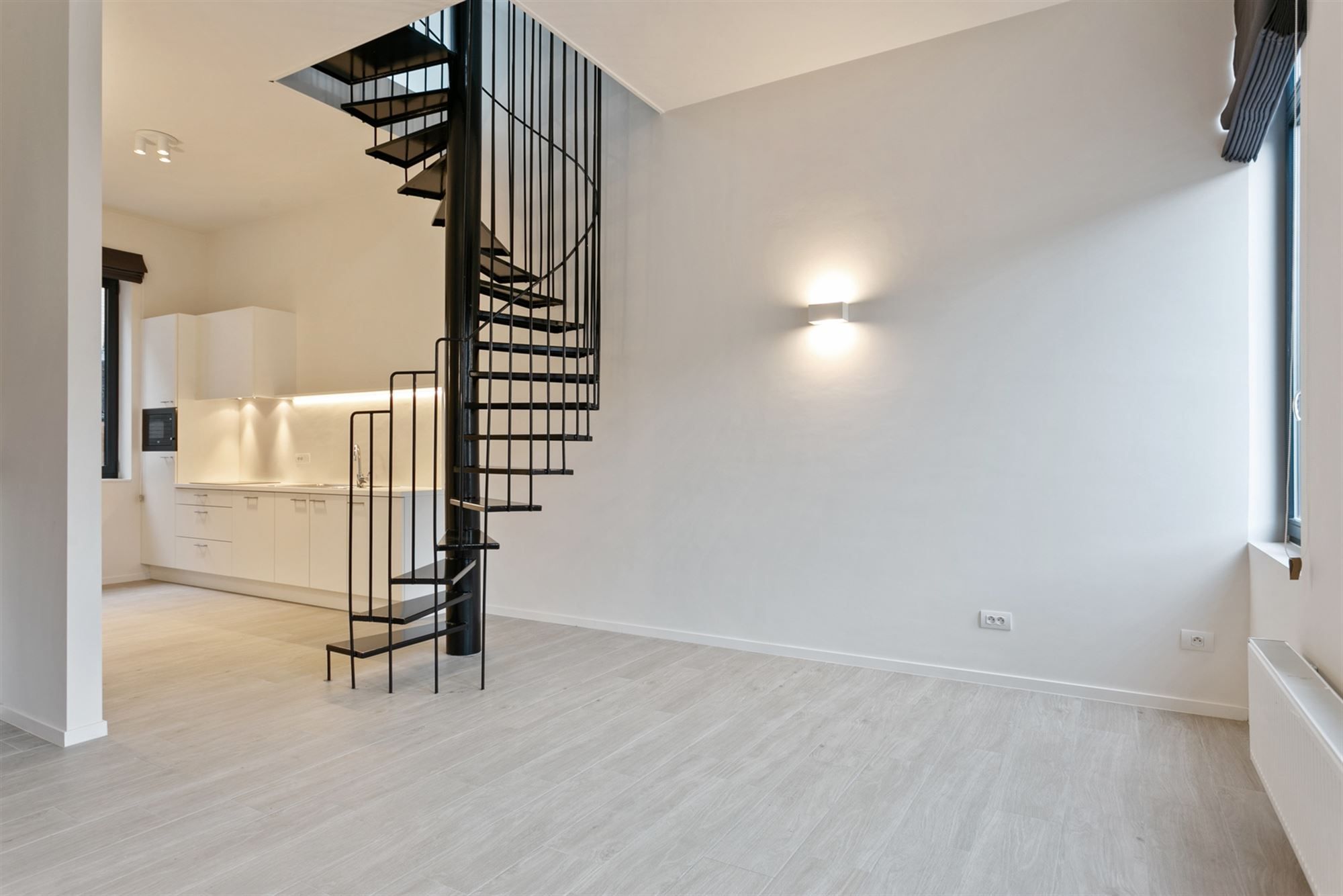 Recent duplex appartement met terras foto 5