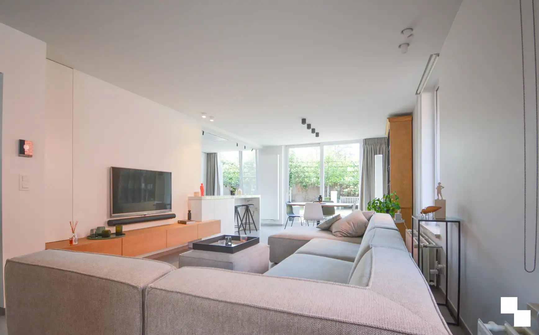 Vrijstaande moderne woning. foto 8