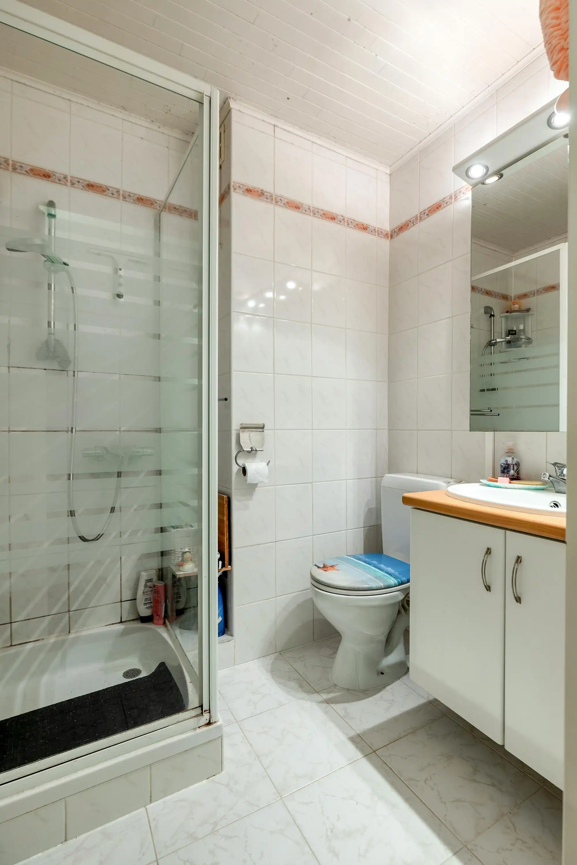 Appartement met  3 slaapkamers te koop in Hoevenen! foto 16