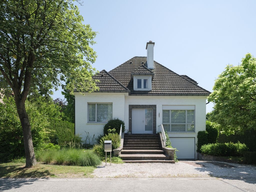 Charmante villa in een gegeerde residentiële wijk te Sint-Denijs-Westrem foto 2