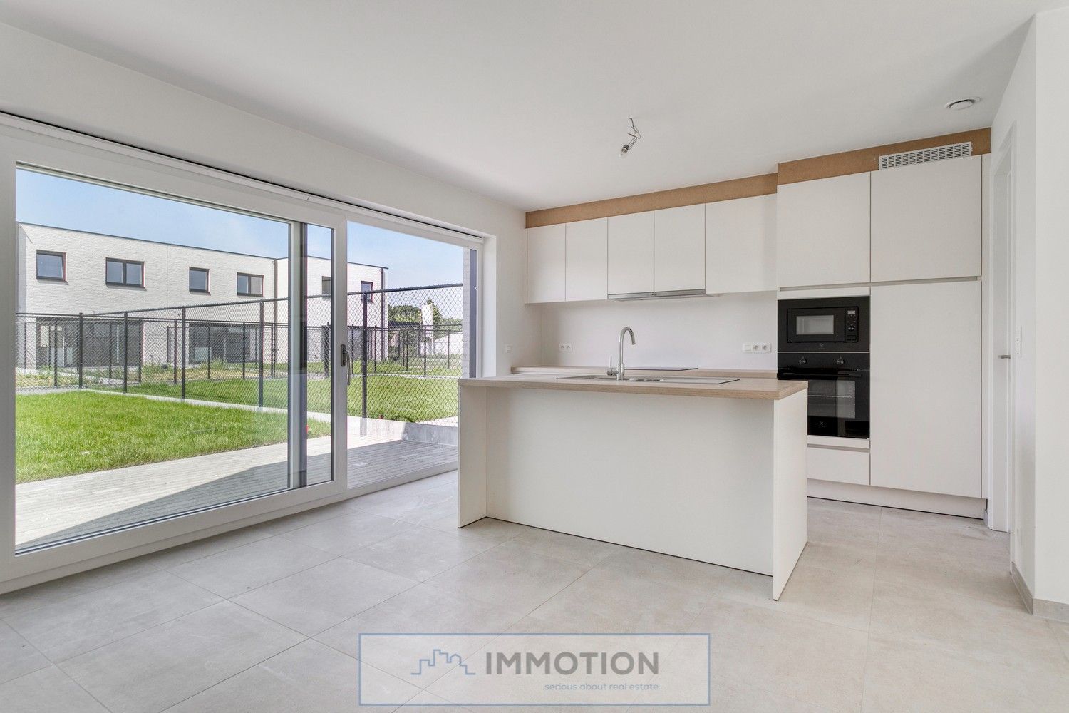 Instapklare nieuwbouwwoning in Kuurne met 3 slaapkamers en carport foto 13